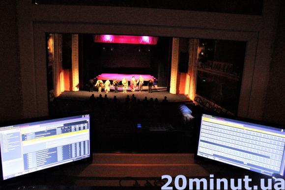 Люди-невидимки: освітлювач — без нього в театрі занадто тьмяно на сайті 20minut.ua Люди-невидимки: освітлювач — без нього в театрі занадто тьмяно, фото №3 на сайті 20minut.ua