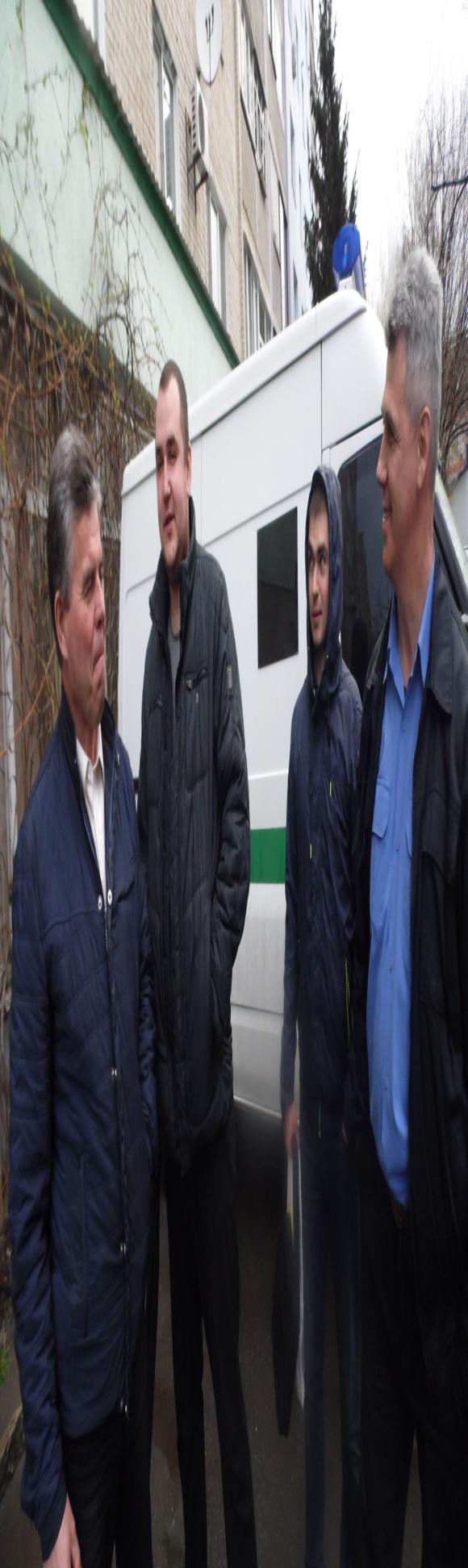 «Нас кидають на зарплаті». Інкасатори Ощадбанку готові до бойкоту (ВІДЕО) на сайті 20minut.ua «Нас кидають на зарплаті». Інкасатори Ощадбанку готові до бойкоту (ВІДЕО), фото №14 на сайті 20minut.ua