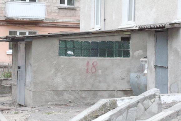 Волонтери ліплять вареники для військових у "Бункері", фото №10 на сайті 20minut.ua