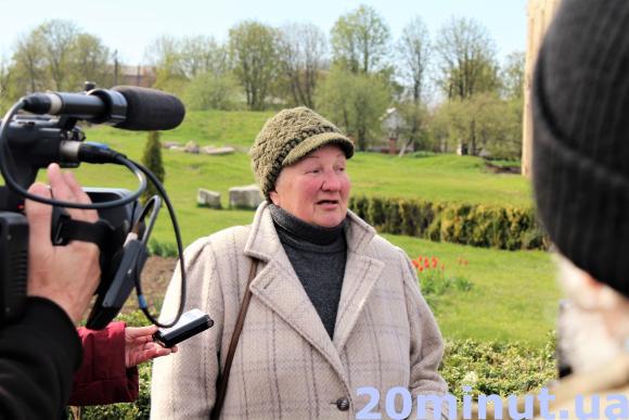 Перший міжнародний оперний фестиваль: кілька цікавих фактів про локації на сайті 20minut.ua Працівниця музею Світлана розповідає про палац