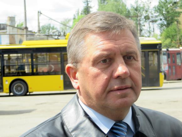 Новини Хмельницького - фото з Новини компанії: У Хмельницьких тролейбусах можна оплатити проїзд за допомогою смартфона Новини компанії: У Хмельницьких тролейбусах можна оплатити проїзд за допомогою смартфона, фото №1 на сайті vsim.ua