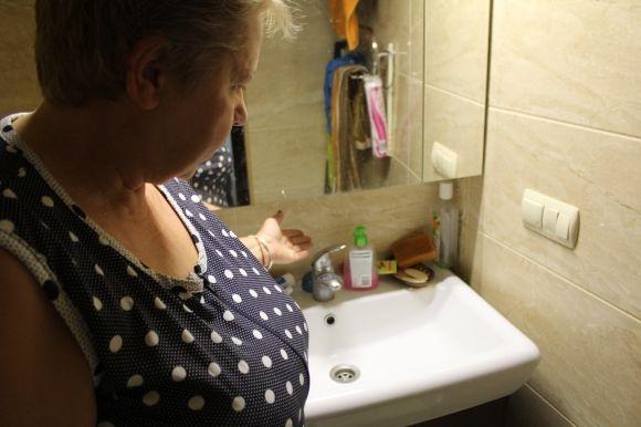 Два тижні без холодної води: «ЖЕК та Водоканал ніяк розібратися не можуть» на сайті 20minut.ua Два тижні без холодної води: «ЖЕК та Водоканал ніяк розібратися не можуть», фото №2 на сайті 20minut.ua