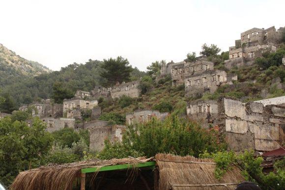 Вінницькі в Туреччині: шикарний берег Олюденізу, місто-привид і “літаючі” люди на сайті 20minut.ua Вінницькі в Туреччині: шикарний берег Олюденізу, місто-привид і “літаючі” люди, фото №6 на сайті 20minut.ua