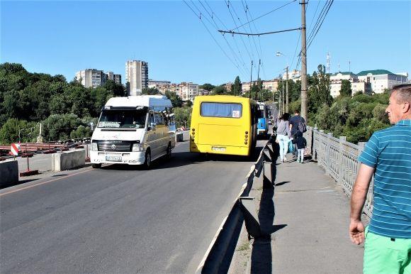 Київський міст нарешті відкрили. Але тільки на половину (ФОТОРЕПОРТАЖ) на сайті 20minut.ua Київський міст нарешті відкрили. Але тільки на половину (ФОТОРЕПОРТАЖ), фото №6 на сайті 20minut.ua
