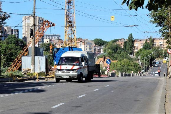 Київський міст нарешті відкрили. Але тільки на половину (ФОТОРЕПОРТАЖ) на сайті 20minut.ua Київський міст нарешті відкрили. Але тільки на половину (ФОТОРЕПОРТАЖ), фото №5 на сайті 20minut.ua