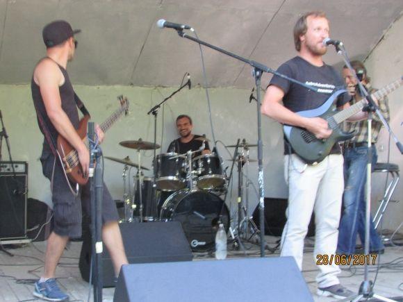 Фестиваль зібрав рокерів (ФОТО і ВІДЕО) (ОНОВЛЕНО), фото №81 на сайті 20minut.ua