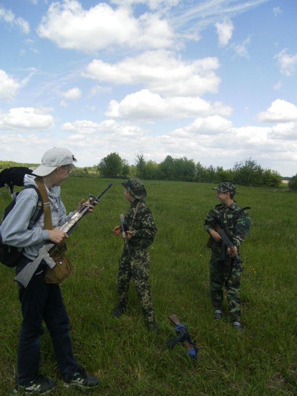 Гурток військової історії об’єднує юних патріотів на сайті 20minut.ua Гурток військової історії об’єднує юних патріотів, фото №11 на сайті 20minut.ua
