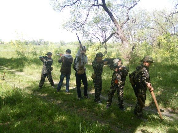 Гурток військової історії об’єднує юних патріотів на сайті 20minut.ua Гурток військової історії об’єднує юних патріотів, фото №2 на сайті 20minut.ua