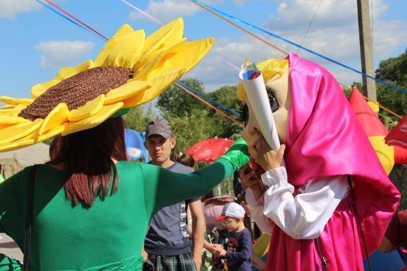 «Раніше купатися боялися через скло» — жителі  «Масложиру» дочекалися реконструкції території озера, фото №10 на сайті 20minut.ua