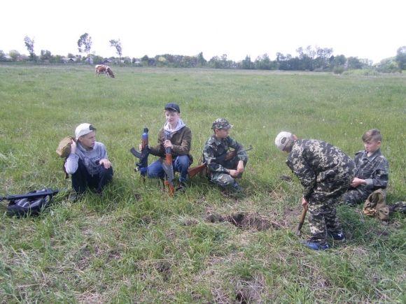 Гурток військової історії об’єднує юних патріотів на сайті 20minut.ua Гурток військової історії об’єднує юних патріотів, фото №13 на сайті 20minut.ua
