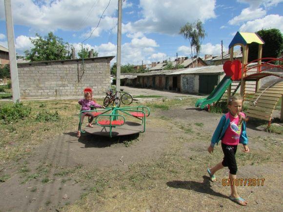 Центр готують до Дня Міста, а про околиці, що забули? на сайті 20minut.ua Центр готують до Дня Міста, а про околиці, що забули?, фото №6 на сайті 20minut.ua