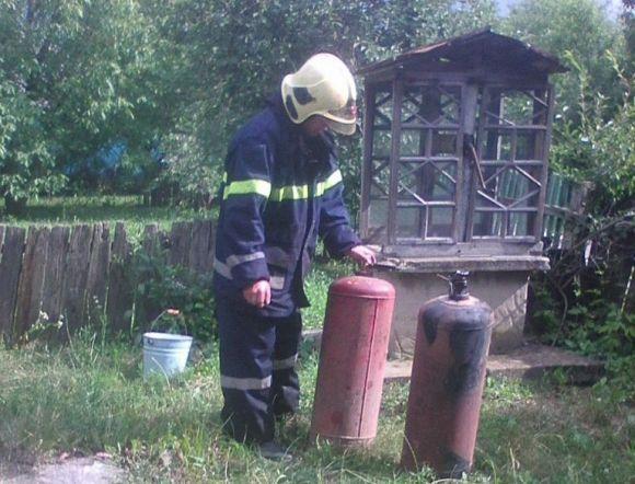 У Новоушицькому районі горів будинок. Постраждала 88-річна жінка на сайті vsim.ua У Новоушицькому районі горів будинок. Постраждала 88-річна жінка, фото №1 на сайті vsim.ua