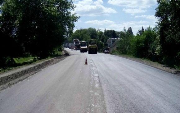 До вересня ремонтуватимуть дорогу в Білогірському районі. Роботи обійдуться в 20 мільйонів на сайті vsim.ua До вересня ремонтуватимуть дорогу в Білогірському районі. Роботи обійдуться в 20 мільйонів, фото №2 на сайті vsim.ua