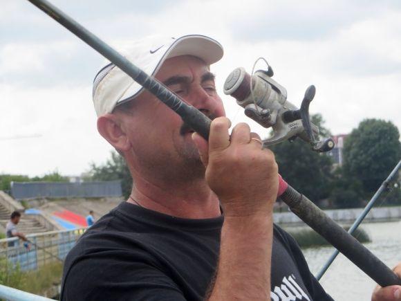 За вудочку і на Буг. День рибалки святкували біля річки на сайті vsim.ua За вудочку і на Буг. День рибалки святкували біля річки, фото №5 на сайті vsim.ua