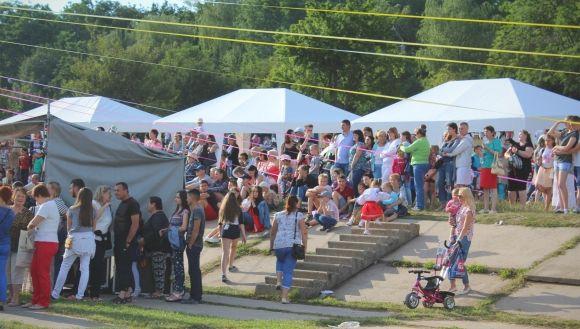 Як на Вишенському озері на Купала гуляли (ФОТОРЕПОРТАЖ), фото №5 на сайті 20minut.ua