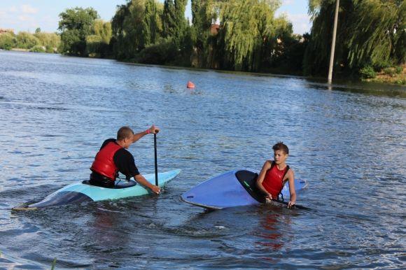 Як на Вишенському озері на Купала гуляли (ФОТОРЕПОРТАЖ), фото №10 на сайті 20minut.ua
