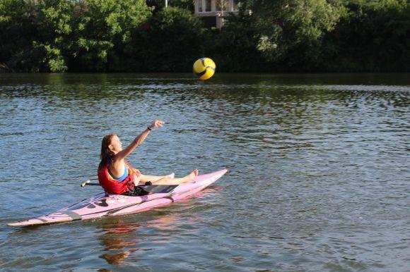 Як на Вишенському озері на Купала гуляли (ФОТОРЕПОРТАЖ), фото №12 на сайті 20minut.ua