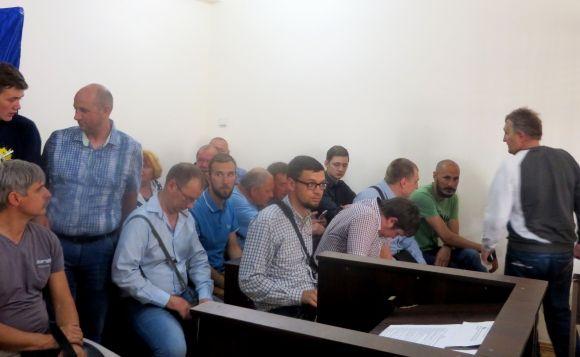 Корнійчук має пояснити в суді, чому Бурлик на 45 хвилин зупинив роботу ОДА - адвокат на сайті vsim.ua Корнійчук має пояснити в суді, чому Бурлик на 45 хвилин зупинив роботу ОДА - адвокат, фото №3 на сайті vsim.ua