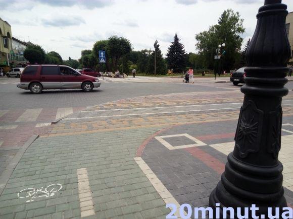Скільки коштувала Кам’янцю нова велодоріжка? на сайті 20minut.ua Скільки коштувала Кам’янцю нова велодоріжка?, фото №2 на сайті 20minut.ua