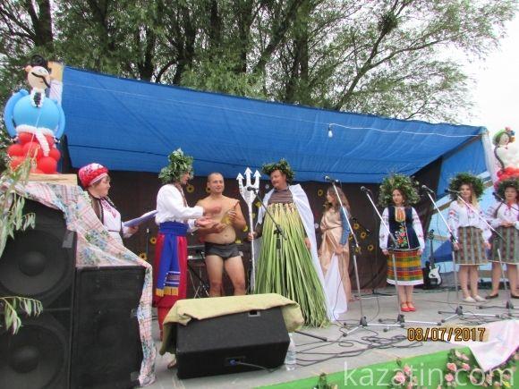 Івана Купала містянам організовували Журбинці на сайті 20minut.ua Івана Купала містянам організовували Журбинці, фото №47 на сайті 20minut.ua