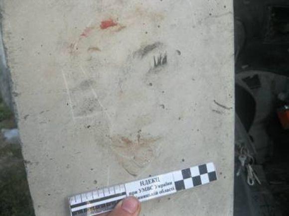 Смертельна ДТП: на світанку скутер врізався в стовп. Загинула 23-річна дівчина на сайті 20minut.ua Смертельна ДТП: на світанку скутер врізався в стовп. Загинула 23-річна дівчина, фото №2 на сайті 20minut.ua