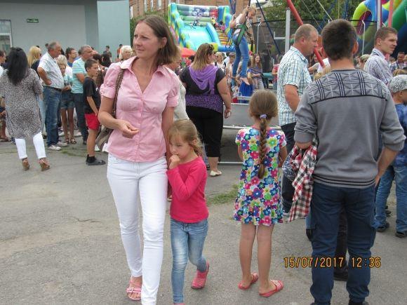 Центральна площа сьогодні виглядає по-військовому, фото №11 на сайті 20minut.ua