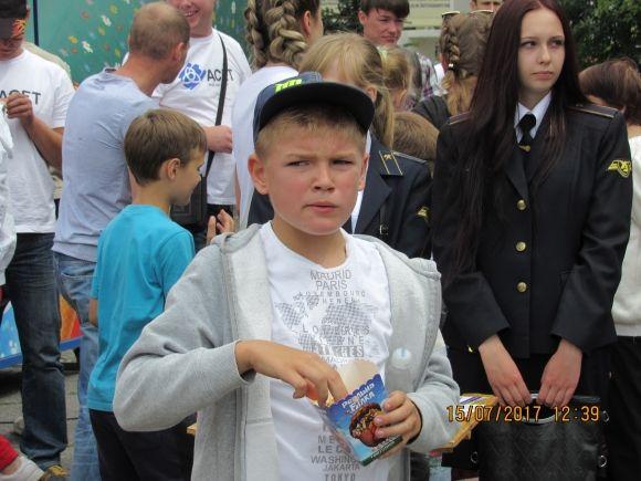 Центральна площа сьогодні виглядає по-військовому, фото №8 на сайті 20minut.ua