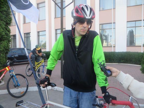 На Кам'янецькій велосипедисти перекрили рух. Влаштували 