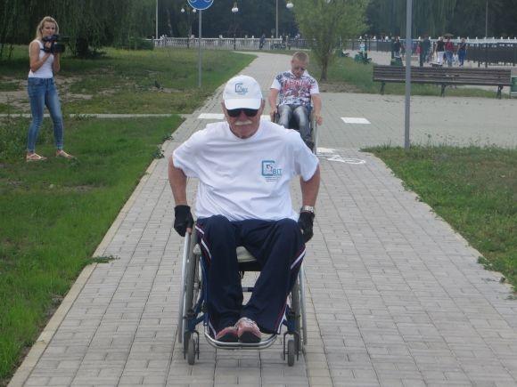 На набережній у Хмельницькому змагались велосипедисти, бігуни і візочники, фото №8 на сайті vsim.ua