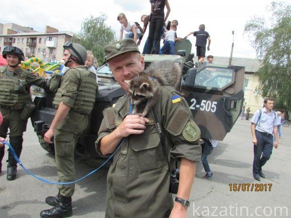 Нацгвардійці в Козятині прорекламували військову службу на сайті 20minut.ua Нацгвардійці в Козятині прорекламували військову службу, фото №40 на сайті 20minut.ua