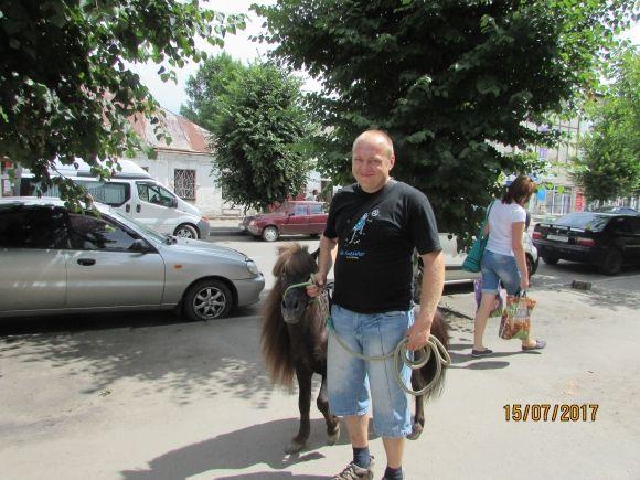 Єнот і поні на День міста додавали козятинчанам гарного настрою на сайті 20minut.ua Єнот і поні на День міста додавали козятинчанам гарного настрою, фото №2 на сайті 20minut.ua