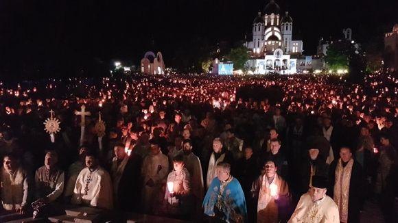 Похід зі свічками у Зарваниці. Як це було, фото №1 на сайті 20minut.ua