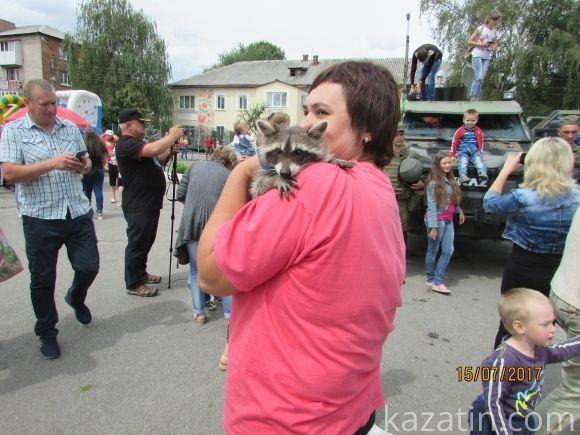 Нацгвардійці в Козятині прорекламували військову службу на сайті 20minut.ua Нацгвардійці в Козятині прорекламували військову службу, фото №39 на сайті 20minut.ua