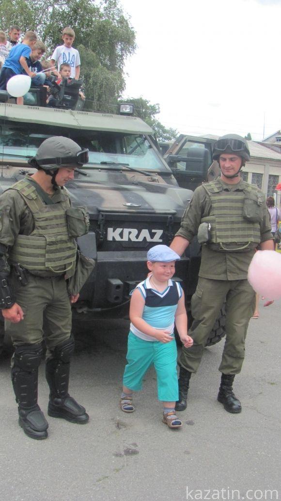 Нацгвардійці в Козятині прорекламували військову службу на сайті 20minut.ua Нацгвардійці в Козятині прорекламували військову службу, фото №47 на сайті 20minut.ua