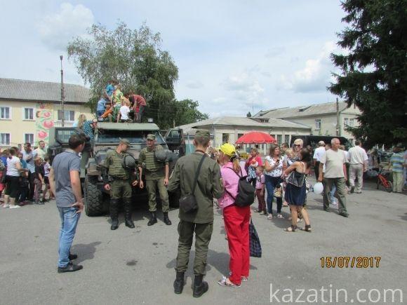 Нацгвардійці в Козятині прорекламували військову службу на сайті 20minut.ua Нацгвардійці в Козятині прорекламували військову службу, фото №32 на сайті 20minut.ua