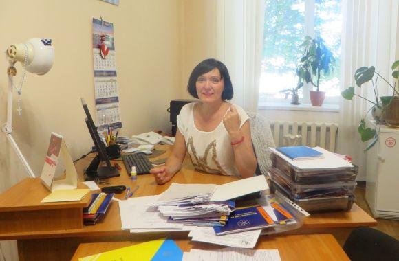 Дорогі бутіки або «толкучка». Як і де одягаються працівники Хмельницької міськради на сайті vsim.ua Дорогі бутіки або «толкучка». Як і де одягаються працівники Хмельницької міськради, фото №8 на сайті vsim.ua