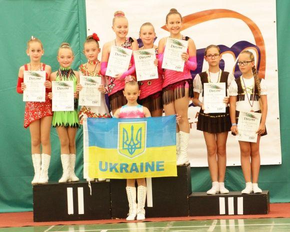 Хмельницькі мажоретки привезли нагороди з чемпіонату Європи, фото №1 на сайті vsim.ua