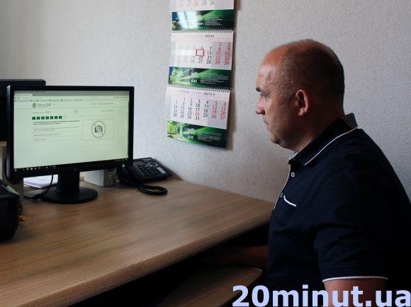 Нові тести ПДР: «зависли» і водії з 30-річним стажем, і патрульні, фото №2 на сайті 20minut.ua