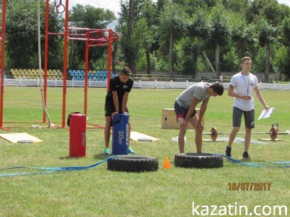 Змагання з кроссфіту виявили найстійкіших на сайті 20minut.ua Змагання з кроссфіту виявили найстійкіших, фото №47 на сайті 20minut.ua