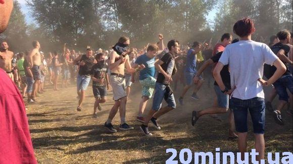 Тисячі відвідувачів відривались на "території вільних людей" на сайті 20minut.ua Тисячі відвідувачів відривались на "території вільних людей", фото №2 на сайті 20minut.ua