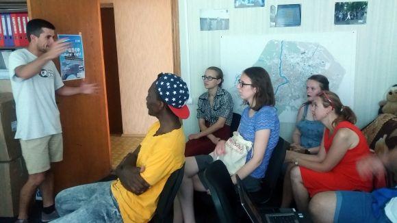 Вечір знайомств із Францією: спілкування, круасани, урок французької й цікаві факти на сайті 20minut.ua Вечір знайомств із Францією: спілкування, круасани, урок французької й цікаві факти, фото №3 на сайті 20minut.ua