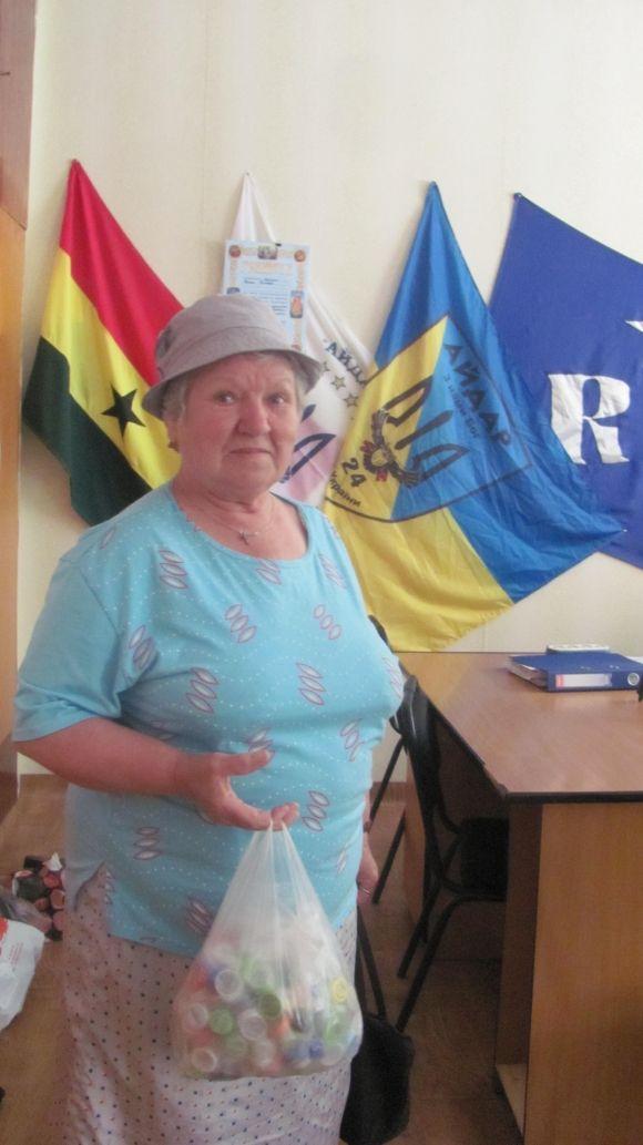 Продовжується збір кришечок та речей, фото №2 на сайті 20minut.ua
