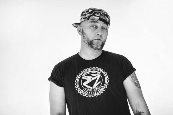 Jozzz вернулся! Из Америки привез модные dance-новинки на сайті 20minut.ua Jozzz вернулся! Из Америки привез модные dance-новинки, фото №2 на сайті 20minut.ua