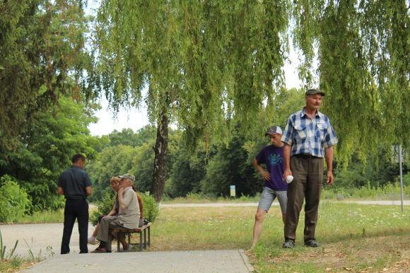 Мітинг в Агрономічному. Громада проти забудови села багатоповерхівками на сайті 20minut.ua Мітинг в Агрономічному. Громада проти забудови села багатоповерхівками, фото №1 на сайті 20minut.ua
