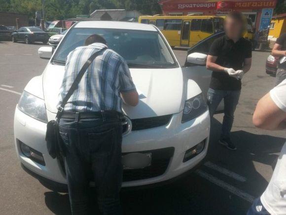 На хабарі у розмірі дві тисячі доларів попався адвокат (ФОТО) на сайті 20minut.ua На хабарі у розмірі дві тисячі доларів попався адвокат (ФОТО), фото №1 на сайті 20minut.ua