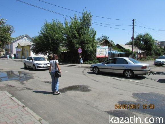 Перехрестя без розмітки очікують своїх жертв, фото №26 на сайті 20minut.ua