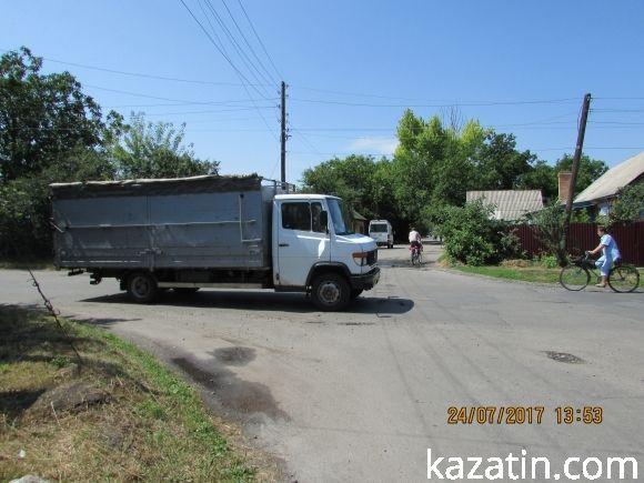 Перехрестя без розмітки очікують своїх жертв, фото №10 на сайті 20minut.ua