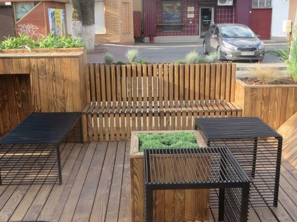 Біля майдану Незалежності облаштовують нову зону для відпочинку, фото №6 на сайті vsim.ua