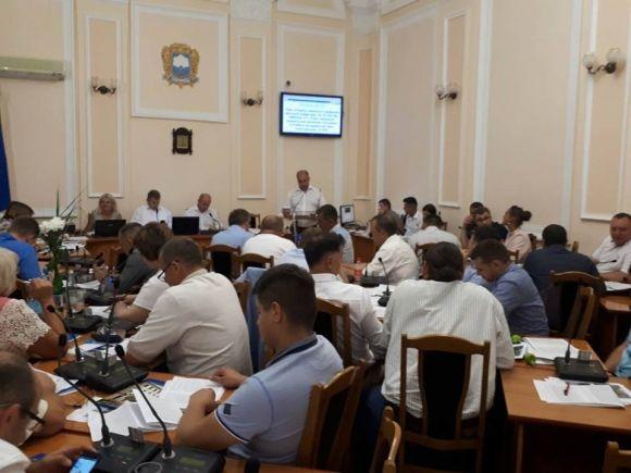 Депутати працюють до ночі. Сесія міськради б'є рекорди за тривалістю, фото №2 на сайті 20minut.ua