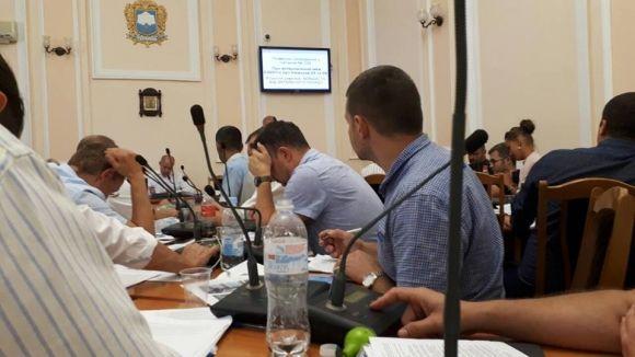 Депутати працюють до ночі. Сесія міськради б'є рекорди за тривалістю, фото №1 на сайті 20minut.ua